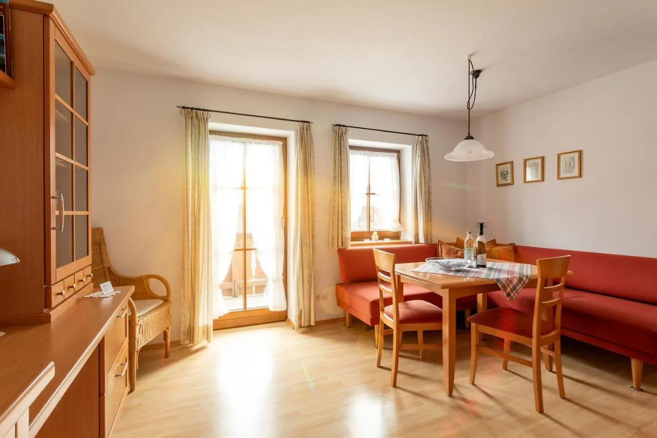 Kurbad Und Landhaus Siass Bad Kohlgrub Vendégház
