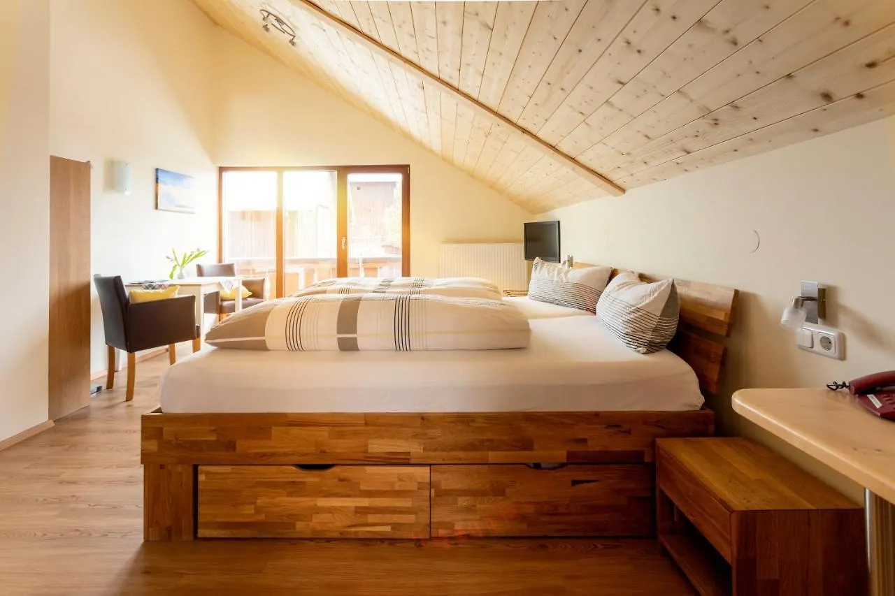 Kurbad Und Landhaus Siass Bad Kohlgrub Vendégház