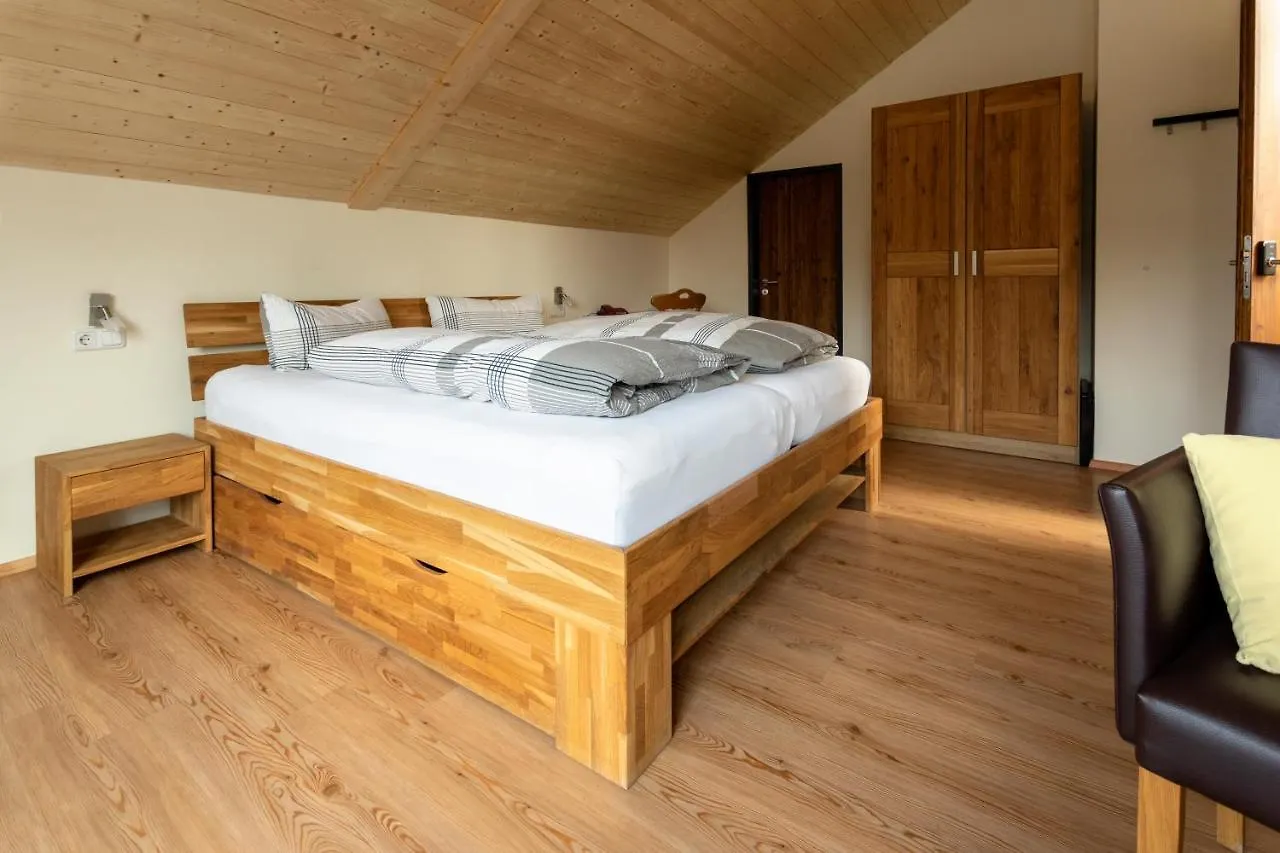 Kurbad Und Landhaus Siass Bad Kohlgrub Vendégház
