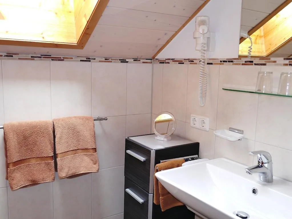 Kurbad Und Landhaus Siass Bad Kohlgrub Vendégház
